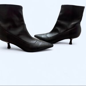 Unisa Black Leather Pointed-Toe Kitten Heel Ankle Boots